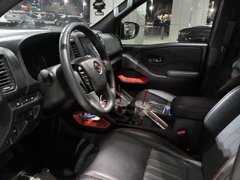 Used 2023 Nissan Frontier PRO-4X w/ Pro-4X Premium Package image 4