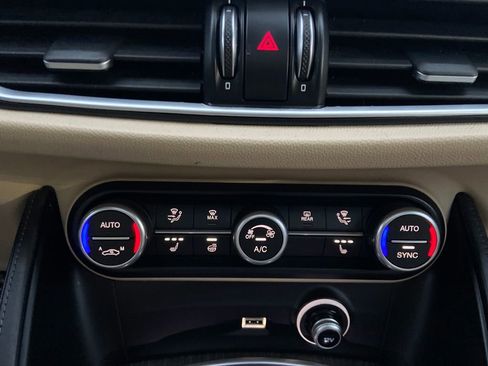 Used 2023 Alfa Romeo Stelvio Ti Lusso w/ Quick Order Package 22X Lusso image 27