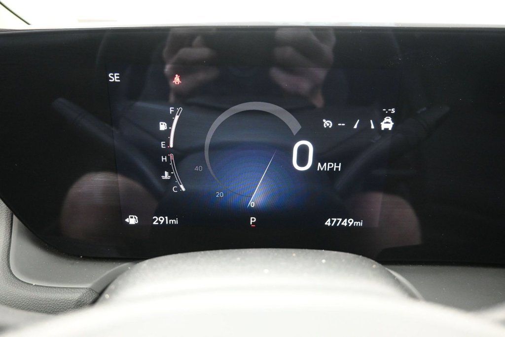 Used 2024 Buick Encore GX Sport Touring FWD image 9