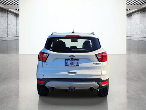 Used 2019 Ford Escape Titanium image 8
