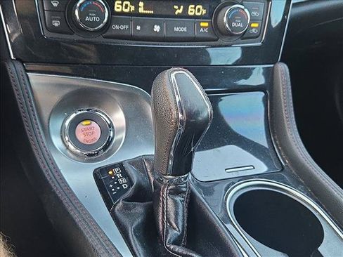 Used 2021 Nissan Maxima Platinum w/ 40th Anniversary Package FWD image 11