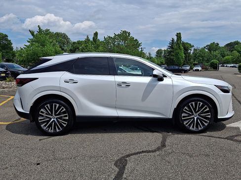 Certified 2023 Lexus RX 350 Premium Plus w/ Accessory Package AWD/4WD image 8