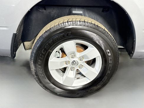 Used 2020 RAM 1500 Tradesman w/ Popular Equipment Group image 32