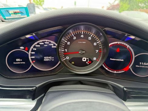 Used 2018 Porsche Panamera 4S w/ Premium Package AWD/4WD image 23