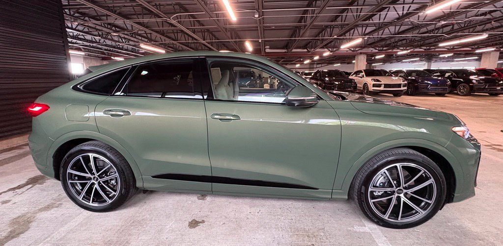 New 2026 Audi Q5 Prestige AWD/4WD image 9