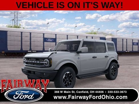 New 2026 Ford Bronco Outer Banks AWD/4WD image 1