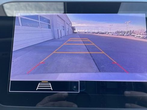 Used 2024 Chevrolet Malibu LT image 17