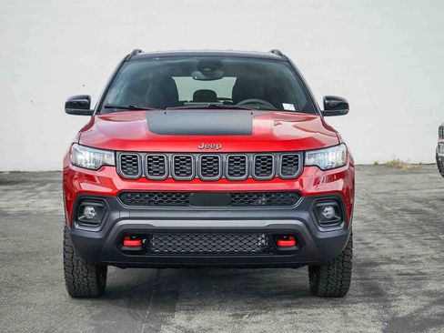 New 2026 Jeep Compass Trailhawk image 2