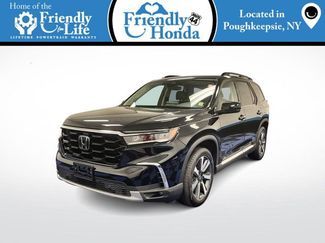 Used 2025 Honda Pilot Touring video 1