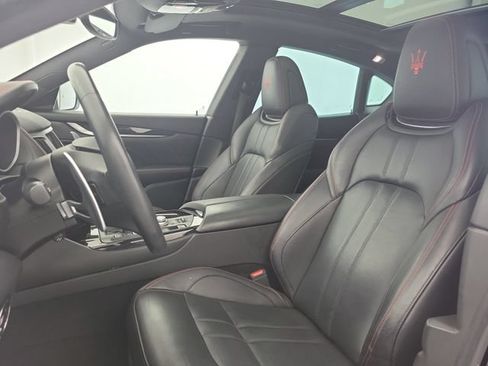 Used 2019 Maserati Levante GranSport AWD/4WD image 18