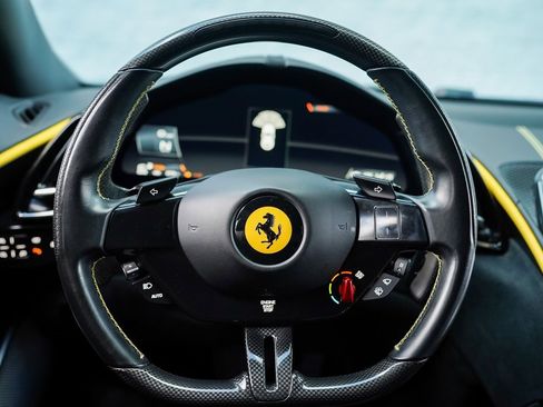 Used 2021 Ferrari Roma image 26