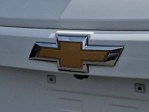 Used 2020 Chevrolet Trax LT w/ LT Convenience Package FWD image 33