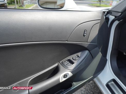 Used 2009 Chevrolet Corvette Convertible w/ Preferred Equipment Group RWD image 17