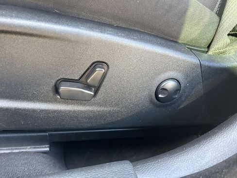 Used 2022 Dodge Charger SXT w/ Blacktop Package image 10