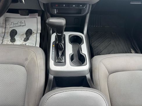 Used 2018 Chevrolet Colorado LT w/ LT Convenience Package image 14