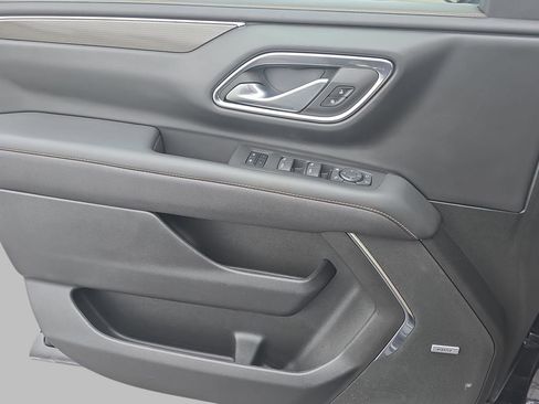 Certified 2024 GMC Yukon XL AT4 w/ AT4 Premium Plus Package AWD/4WD image 30