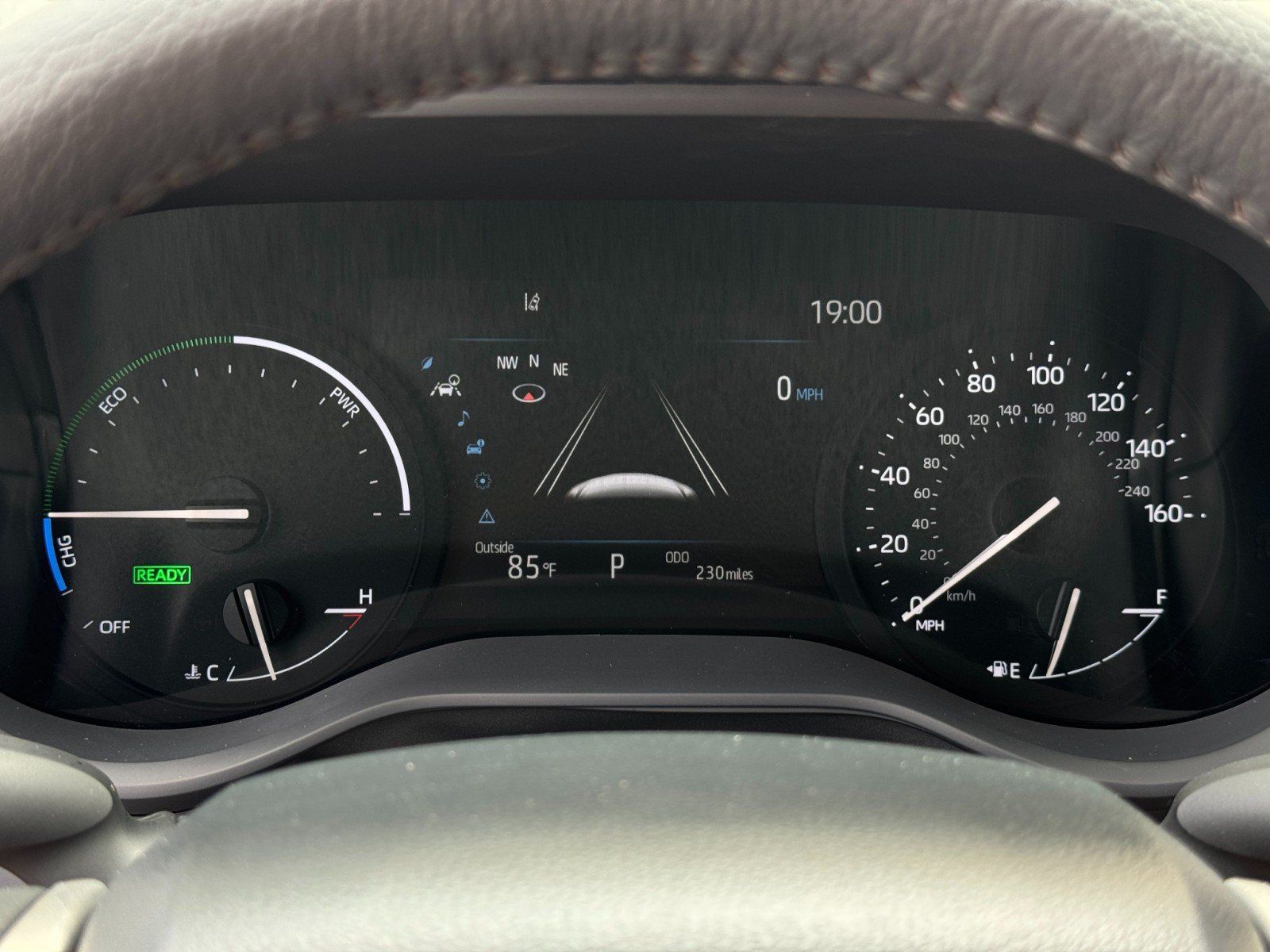 Used 2026 Toyota Sienna XLE FWD image 19