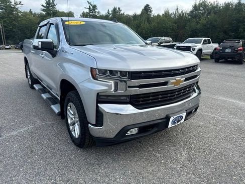 Used 2021 Chevrolet Silverado 1500 LT w/ Convenience Package II AWD/4WD image 9