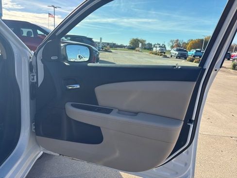 Used 2013 Chrysler 200 Limited image 18