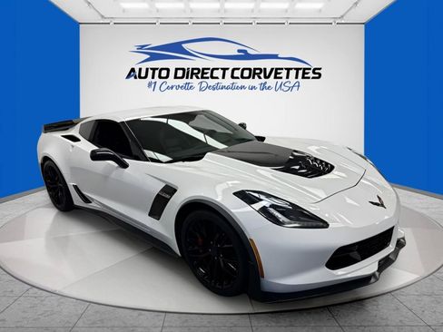 Used 2017 Chevrolet Corvette Z06 w/ Z07 Performance Package RWD image 32