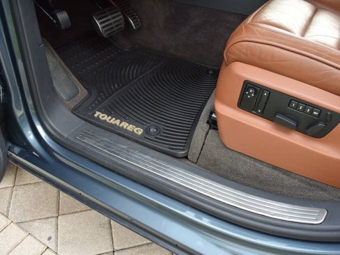Used 2004 Volkswagen Touareg V10 TDI AWD/4WD image 43