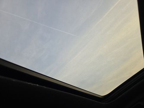 New 2025 Jeep Grand Cherokee L Limited w/ Trailer Tow Package image 13