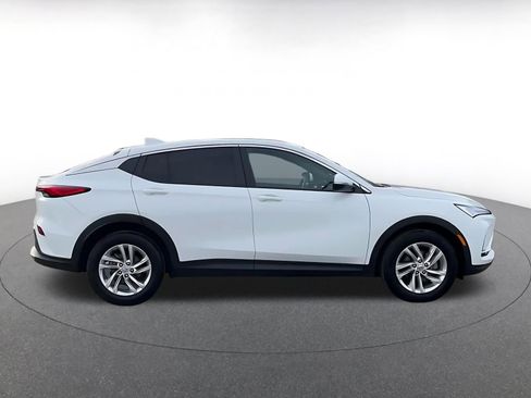 Used 2025 Buick Envista Preferred image 16