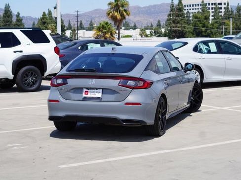 Used 2025 Honda Civic Sport image 7
