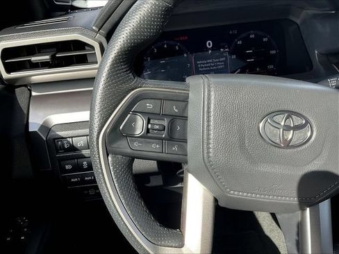 Used 2025 Toyota Tacoma TRD Off-Road w/ TRD Off Road Upgrade Package AWD/4WD image 14
