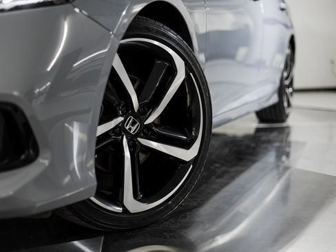 Used 2022 Honda Accord Sport Special Edition image 11