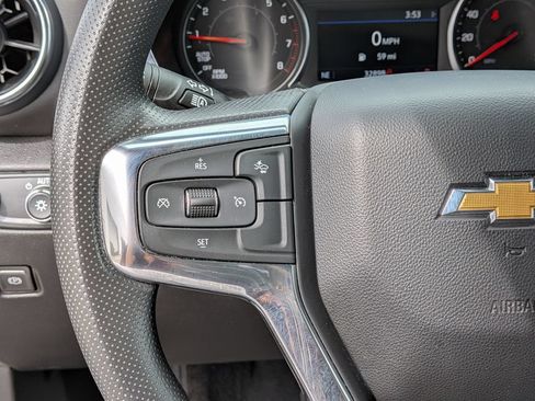 Used 2025 Chevrolet Blazer LT FWD image 18