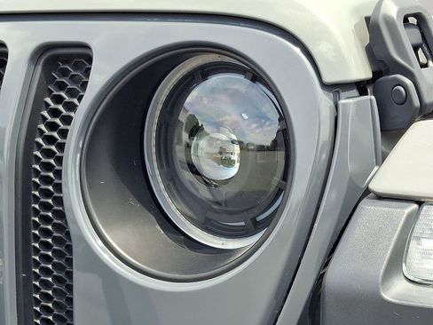 Used 2020 Jeep Wrangler Unlimited Rubicon AWD/4WD image 24
