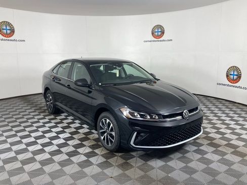 Used 2025 Volkswagen Jetta S image 16