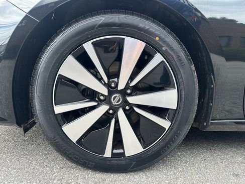 Used 2020 Nissan Altima 2.5 SL FWD image 35
