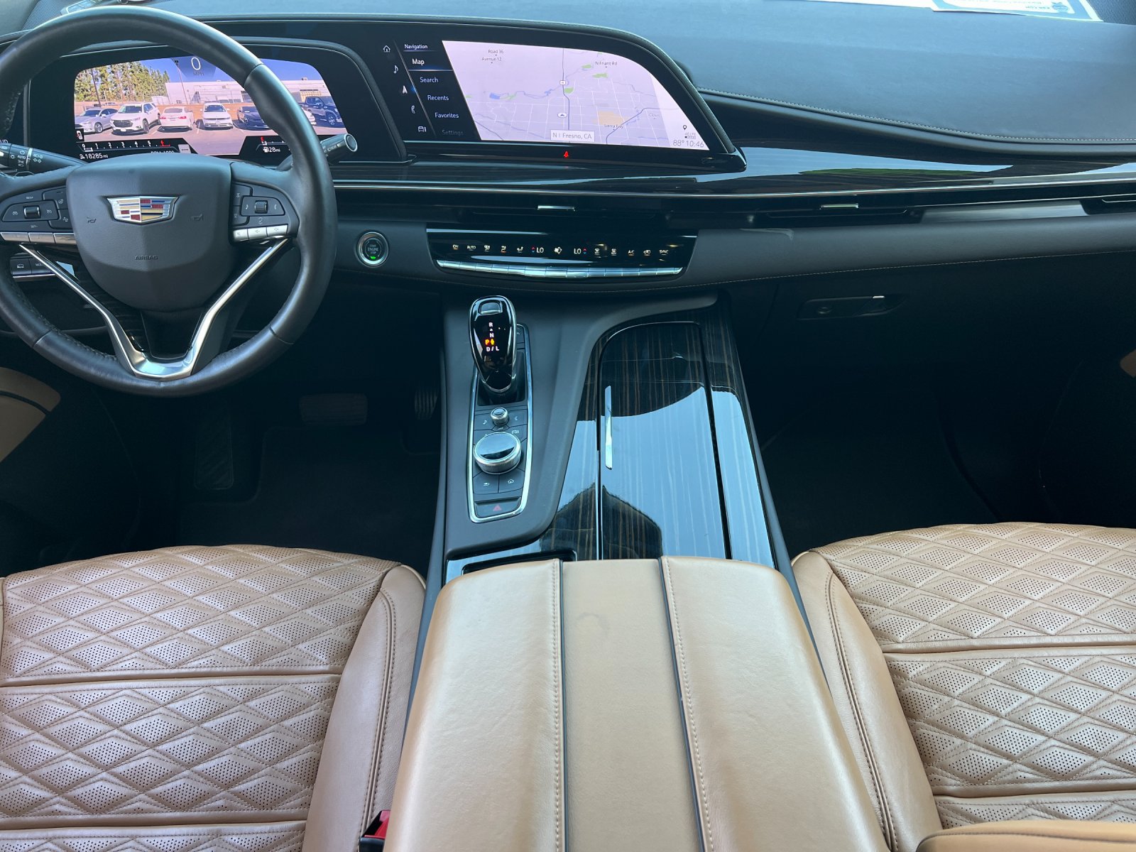 Certified 2022 Cadillac Escalade Premium Luxury AWD/4WD image 13