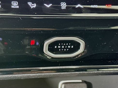 New 2026 Jeep Grand Cherokee L 4WD image 20