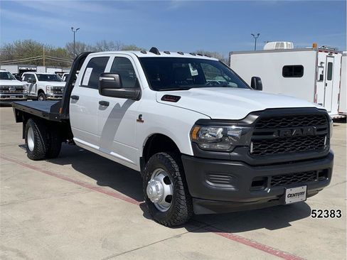 Used 2024 RAM 3500 Tradesman AWD/4WD image 3