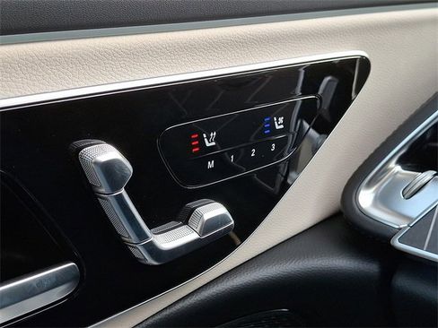 Used 2026 Mercedes-Benz E 350 4MATIC Sedan image 20