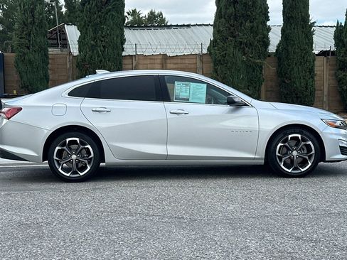 Used 2022 Chevrolet Malibu LT FWD image 3