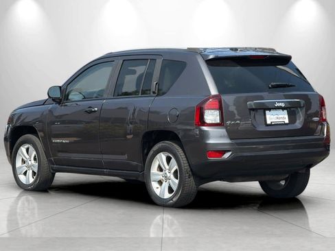 Used 2016 Jeep Compass Latitude AWD/4WD image 6