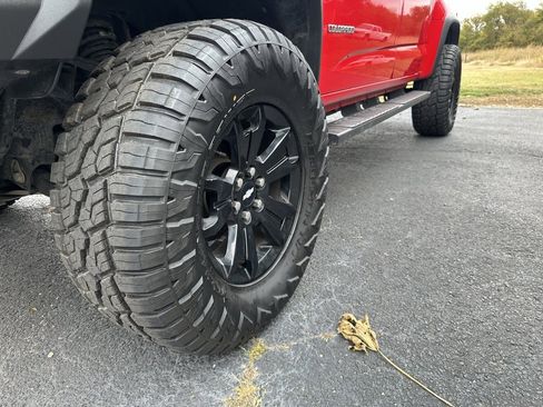 Used 2019 Chevrolet Colorado ZR2 image 9