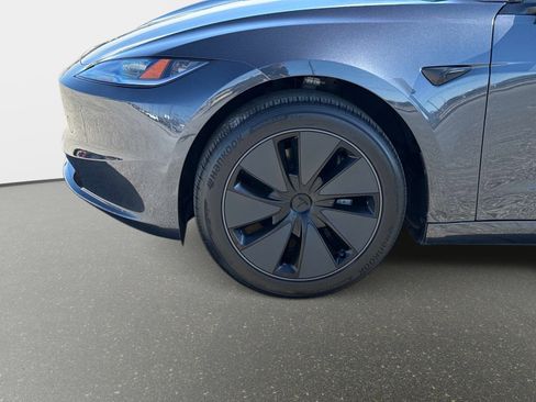 Used 2025 Tesla Model 3 Long Range image 11