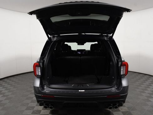 Used 2025 Ford Explorer ST AWD/4WD image 13