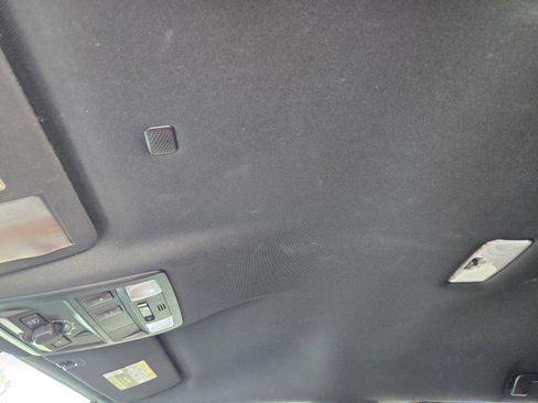 Used 2019 Toyota Tacoma TRD Off-Road w/ Technology Package image 23