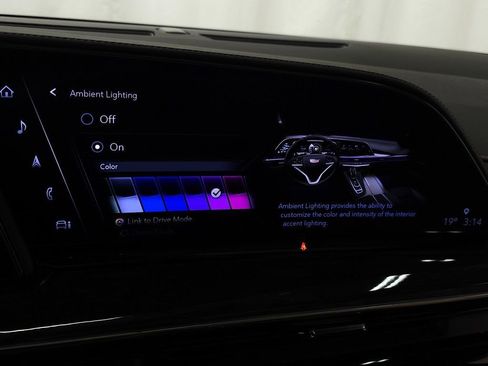 Used 2022 Cadillac Escalade Premium Luxury image 30