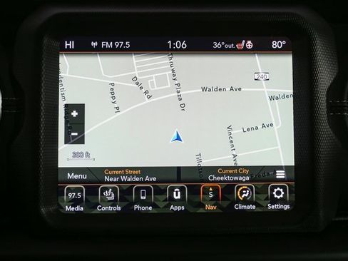 Used 2022 Jeep Wrangler Unlimited Sahara w/ Cold Weather Group image 24