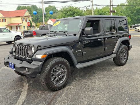 Certified 2026 Jeep Wrangler Unlimited Sport AWD/4WD image 3