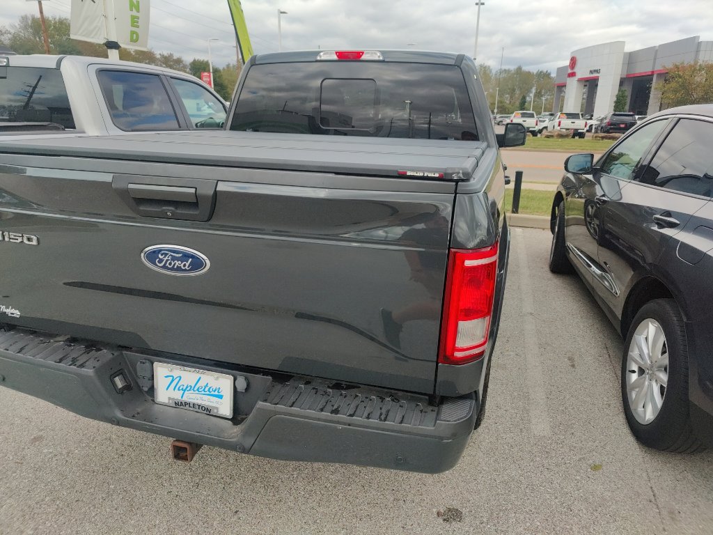 Used 2016 Ford F150 XLT w/ Equipment Group 302A Luxury AWD/4WD image 16
