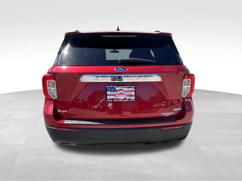 Certified 2020 Ford Explorer XLT image 5