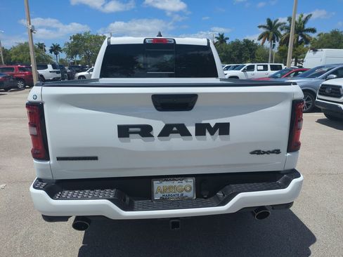 New 2026 RAM 1500 4x4 Crew Cab image 6